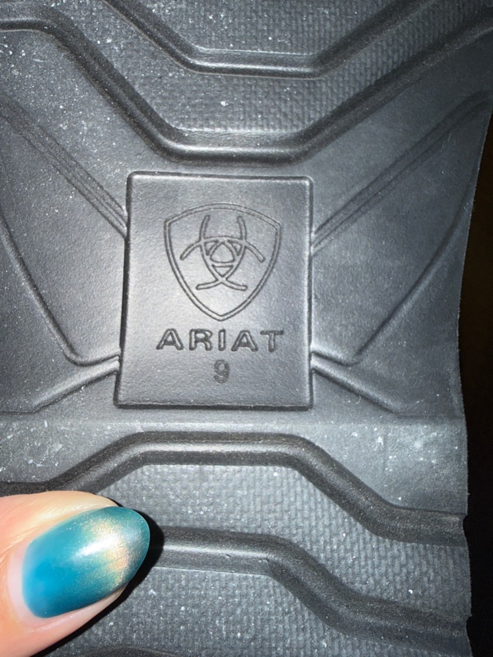 Ariat Black Sherpa Slide Slippers with Silver Logo - Picture 3 of 4